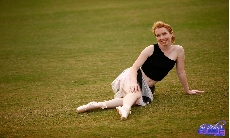 Outdoor Pussy Ballet Practice!