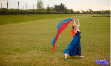 Outdoor Pussy Ballet Practice!