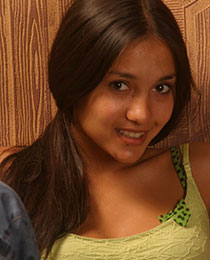 Hot Kamilla stripping