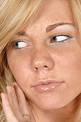 Slim hot blonde Katty stripteasing