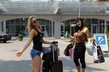 Aletta and Aleksa having fun at lake Balaton