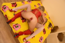 Pretty blondes dringing n fisting each in lingerie