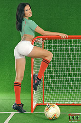 Sexy Mexico fan Aneta Keys naked