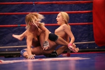 Nikky Thorne and Nataly Von in the boxing ring