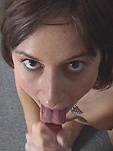 Hot brunette Mona does blowjob with facial