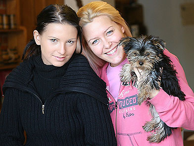 Lustful Sophie preparing for shooting with Mili