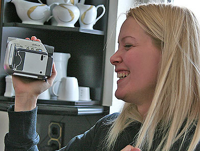 Blonde Sophie stop shooting photos to have sex