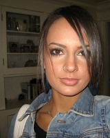 Gorgeous brunette babe pictures