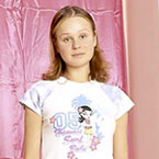 Petite brunette girl spreading her juicy pussy wide open