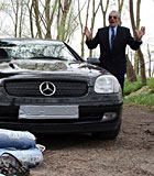  Older senior fucking a teenage blonde after a car crash