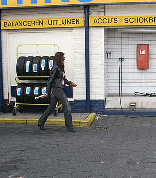 Dirty brunette girl pleases a stranger his gloryhole cock