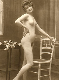 Naughty vintage teens showing their attractive nude body