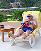 Senior grandpa banging a stunning teenage maid in her slit