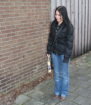 Shy brunette girl sucks an anonymous erection till it spurts