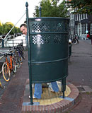 Guy enjoys banging a hooker and spunks all over her body