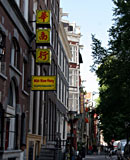 Asian hooker gets dirty with a Danish tourist his stiff cock