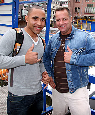 Busty Spanish slut gets a tourist to please all the way