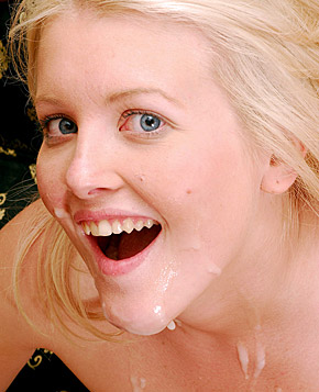 Tiny teenage blonde enjoys big cock in her tight asshole