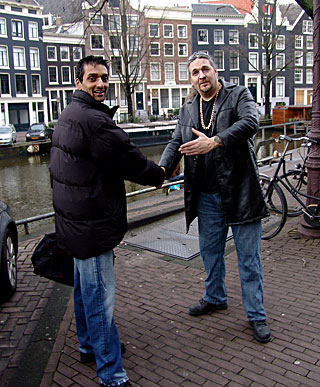 Horny Indian tourists wants big boobies to please him with