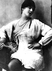 Several vintage ladies showing their fine natural bodies