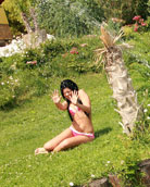 Slutty teenage babe loves to suck on a big dick outdoor