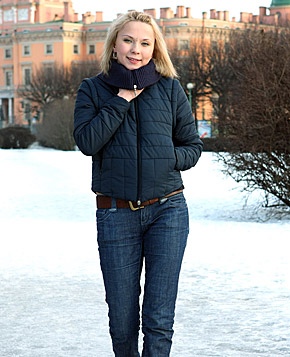 Some very hot hardcore teenage girlfriend kitchen fucking