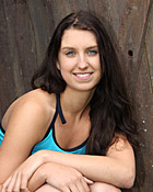 Reaching a shaking teenage orgasm outside in an outhouse