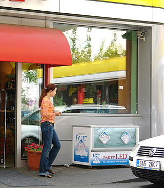 Horny sweetie sucks and fucks a rigid public toilet penis