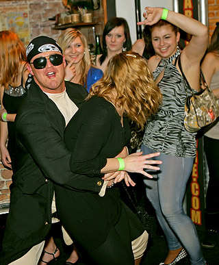 Horny sex screwing party with hot willing girls at a bar