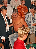 These gay guys know how to have a sucking and fuck party