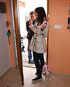 Willing chick banged by a massive pecker in her own bed