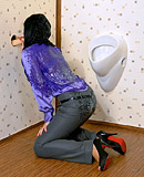 Slimeslut with class playing with her pussy covered in goo