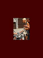 Two blonde babes getting pissed on outdoor threesome fuck