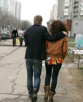  Very lucky hotshot banging his pretty gorgeous girlfriend