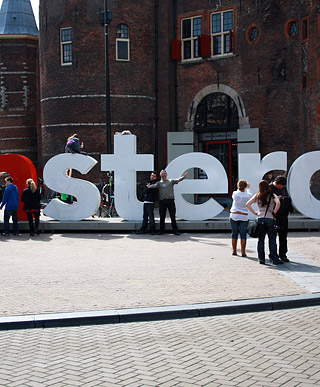 Hot amsterdam prostitutes nailed hard by paying customer