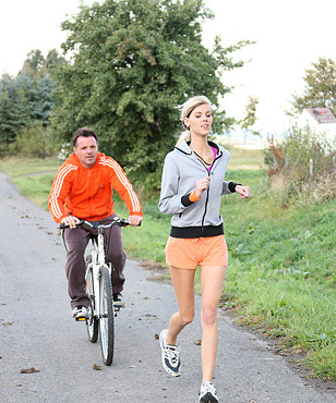 Very horny guy fucks a hot running teen beauty hardcore