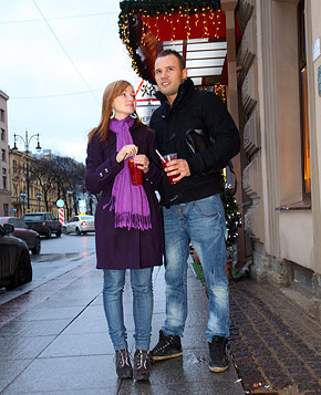 Horny fellow railing a cute redhead hardcore doggystyle