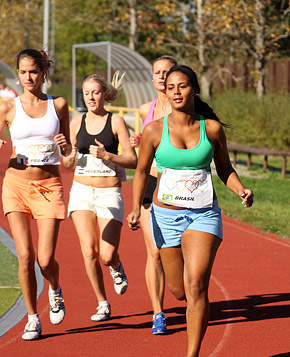 Very hot nude sporty teenagers enjoy showering together