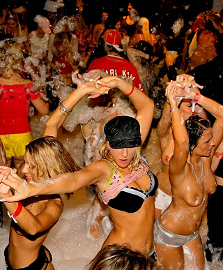 Cute drunk horny babes shagging hot dancing dudes hardcore