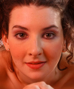  Kitty. Funny face has sex during her screen test 