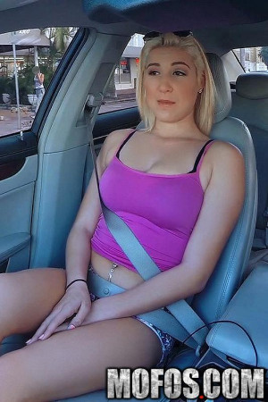 Destiny in Backseat Car Sex - Mofosnetwork.com