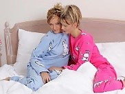 Luscious teen beauties undress and fuck clit buzzers in bed