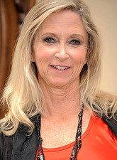 Annabelle Brady
 Annabelle Brady takes off her sexy gown and spreads her milf pussy on top of the vanity