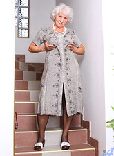 Experienced Anilos Betty plunges a red rubber vibrator deep inside of her cock craving old fuck hole