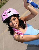 Jerri Lee - Slutty Teen Jerri has sex cowgirl and missionary