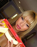 Maya Hills - Gorgeous Maya strips and gives great deepthroat