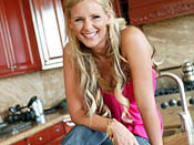 Phoenix Marie - Hot mom with blonde pussy gets wrecked by a couple of perverts