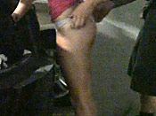 Junk in the trunk - Stupid girl fucking in a parking lot