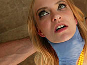 Michelle Honeywell - slut with fat pussy squirts massive load!